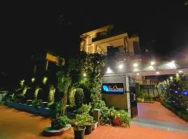 Hotel The Omaira