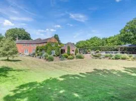 7 Bed in Coltishall oc-m31936