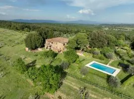 Tuscan Farmhouses at Castello del Calcione Estate