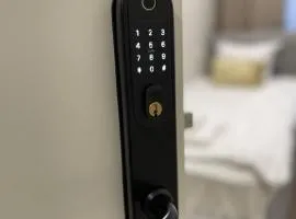 Airport-Bus - 13 North Studios - Comfort Apartment 7