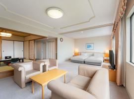 Mercure Toyama Tonami Resort & Spa، فندق سبا في Tonami