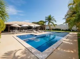 Casa em Cond. c/ Piscina e Churrasq. NTO0005