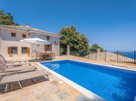 Pelion Villa Serenity View, hotel v destinácii Pouríon