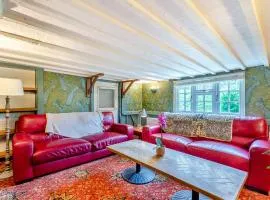 Hook & Hatchet - Uk48201