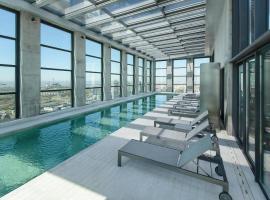 Puerto Luxury Tower Huergo, отель в городе Ла-Портенья