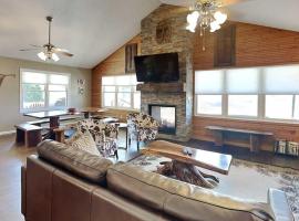 Light My Fire, hotel a McHenry