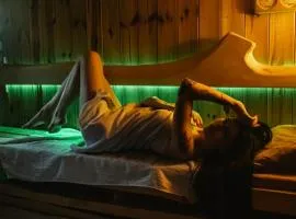 Homely Stay Sauna, Jacuzzi and Free Parking