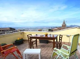 Modern Apartment 2Bdr con terrazzo e vista