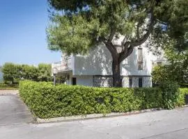 M085 - Marcelli, trilocale con giardino al Residence MareVerde