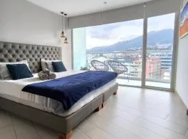 ONE Luxury Suite Super King Bed & Volcano View