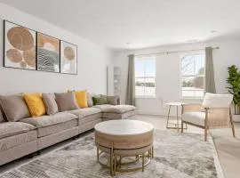 Brand-New Luxury Townhome in Noblesville