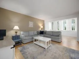 Quail Hollow B3-1TH by Distinctive Beach Rentals
