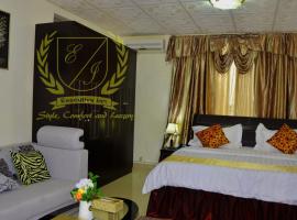 Executive Inn, hotel v destinaci Wamba Town