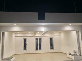 Debāri में, होटल Hotel blue star