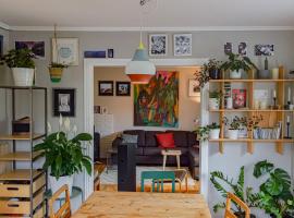 Svingen Apartments: Balestrand şehrinde bir otel