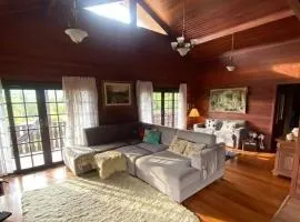 CASA NA SERRA EM CONDOMÍNIO Rancho Queimado