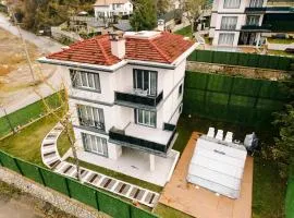 Terrazzo Sapanca - Isıtmalı Havuzlu Villa Verde