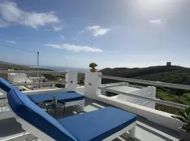 Asmeri Residence with Jacuzzi in Santorini