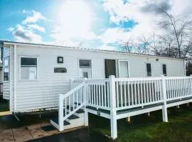 Delboys Tattershall retreat