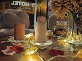 U-Hotel Darío Lugo, хотел в Луго