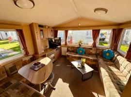 Ocean Pearl Home, hotel i Heysham