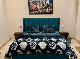 Cosy Oxford Street Studio by Sky5 Homestays