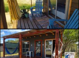 Glass，蓬塔德迪亞布羅的有停車位的飯店