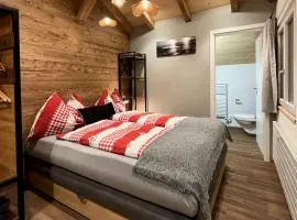 Berggasthaus Eggberge - Boutique Mountain Hotel - Access via Cablecar