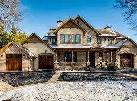 1 Mi to Metra Estate with Theater, Game Room and More