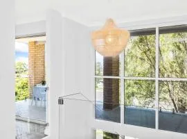 Mollymook Delight - with easy ocean & golf access