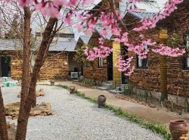 SAKURA Retreat, hotel i Mộc Châu