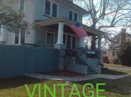 Oakland House Apartments，菲尼克斯維爾的飯店