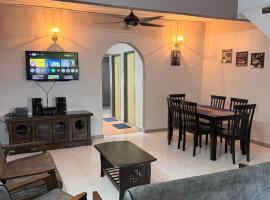 PRS Homestay, hotel v destinácii Chemor