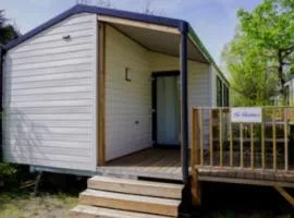 Mobil home avec terrasse pour 6 personnes à Challes-les-Eaux - API-1-52-1272