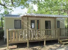 Mobil-home 31m² avec terrasse - 3 chambres, 6 couchages - API-1-52-1428