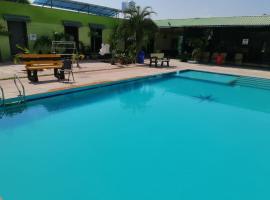 Palm FarmHouse Resort N Swimming Pool Nareli Ajmer Masala Darbar โรงแรมในอัจเมอร์