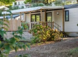 Mobil-home avec Terrasse à Espelette - 2 Chambres, 5 Personnes - API-1-52-1557