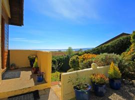 Achnacarry Cottage, hotel di Evelix