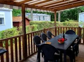 Mobil Home 40m² pour 8 personnes avec Terrasse - API-1-52-1567