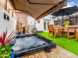 Harbour Hideaway Circa 1750