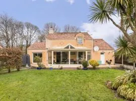 Suite Familiale à Proximité de la Mer - FR-1-306-1331