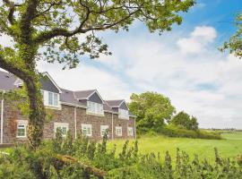 Bramling Apartment - Uk49302, hotel i Woolfardisworthy