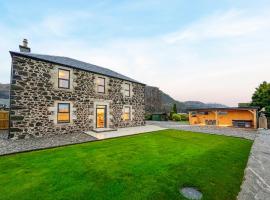 Blairmains Farmhouse, Hotel in Stirling