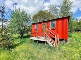 Poppy Shepherds Hut - Uk38827, отель в городе Криклейд