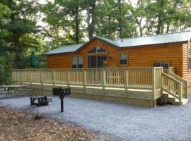 Lakeland RV Campground Cottage 15, resort village in Edgerton