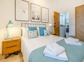 Pheasants Folly - Uk33955