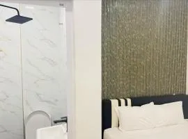 Rayyaz Inn Pantai Teluk Ketapang