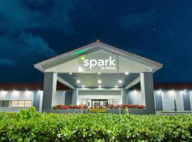 Spark by Hilton Ponce, hotel en Ponce