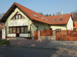 Apartmany U Stareho Labe, hotel di Nymburk