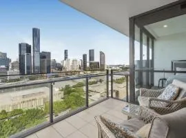 Stylish 2-Bed Apartment in Central South Brisbane